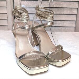 BP Platform Netta Platform Sandal Metallic Gold New